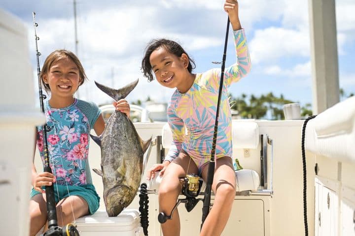 VENTURE Ko Olina Nearshore Fishing