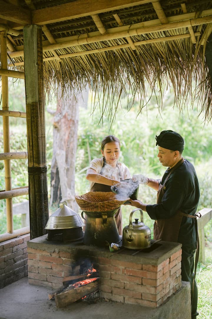 FLAVORS OF EAST BALI—A
CULINARY ENCOUNTER